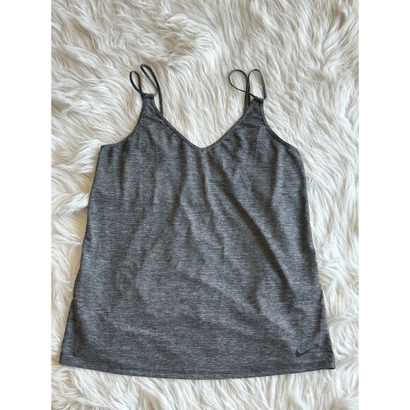 Nike Dri-Fit Women’s XS Gray Tank Top Activewear Gym Outdoors Fitness - Picture 2 of 7